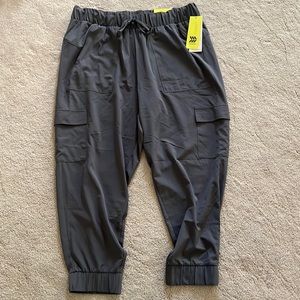 All in Motion athletic cargo pants